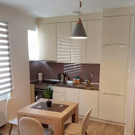 Modern In The Center- Location سراييفو