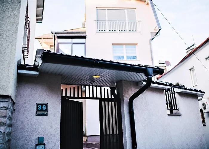 شقة Modern In The Center- Location